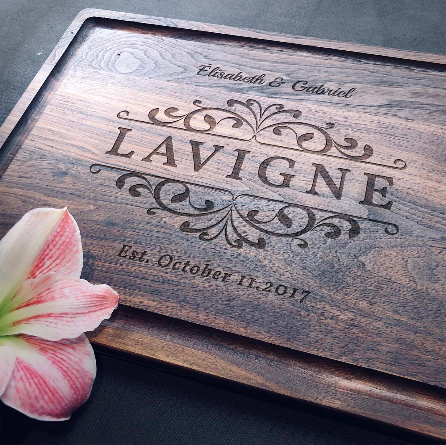 Personalized cutting board - Design 06